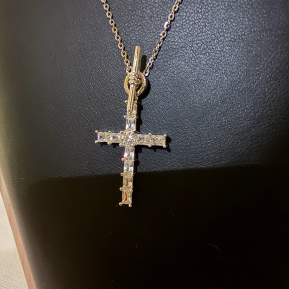 Jewelry - Sterling Silver Moissanite Lariat Style Cross Pendant Necklace
